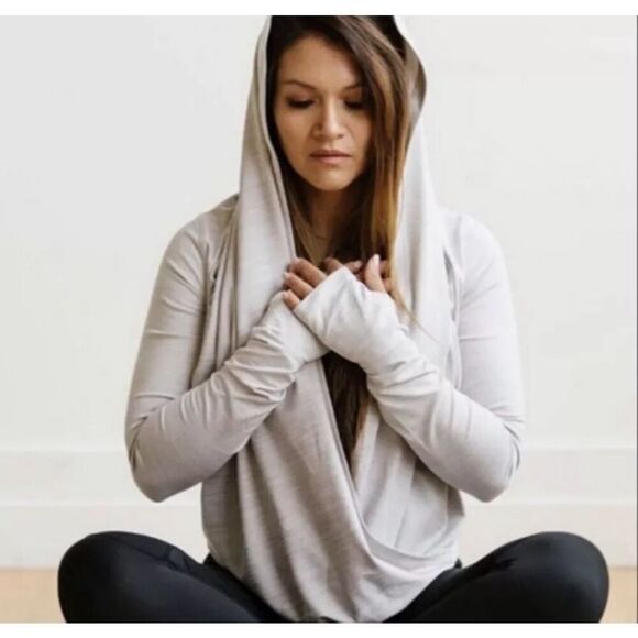 ZYIA Active Haze Yoga Shawl Pullover Wrap Hooded Shirt Twist Top Dark Gray SZ Me - Picture 2 of 7